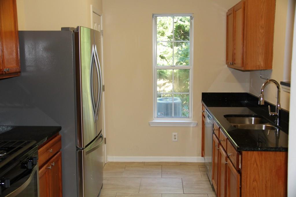 962 Tree Creek Boulevard Lawrenceville, GA 30043 - Photo 8 of 16