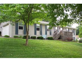 112 Spanish Oak Road Bristol, TN 37620 - Photo 3 of 6 Photo 3