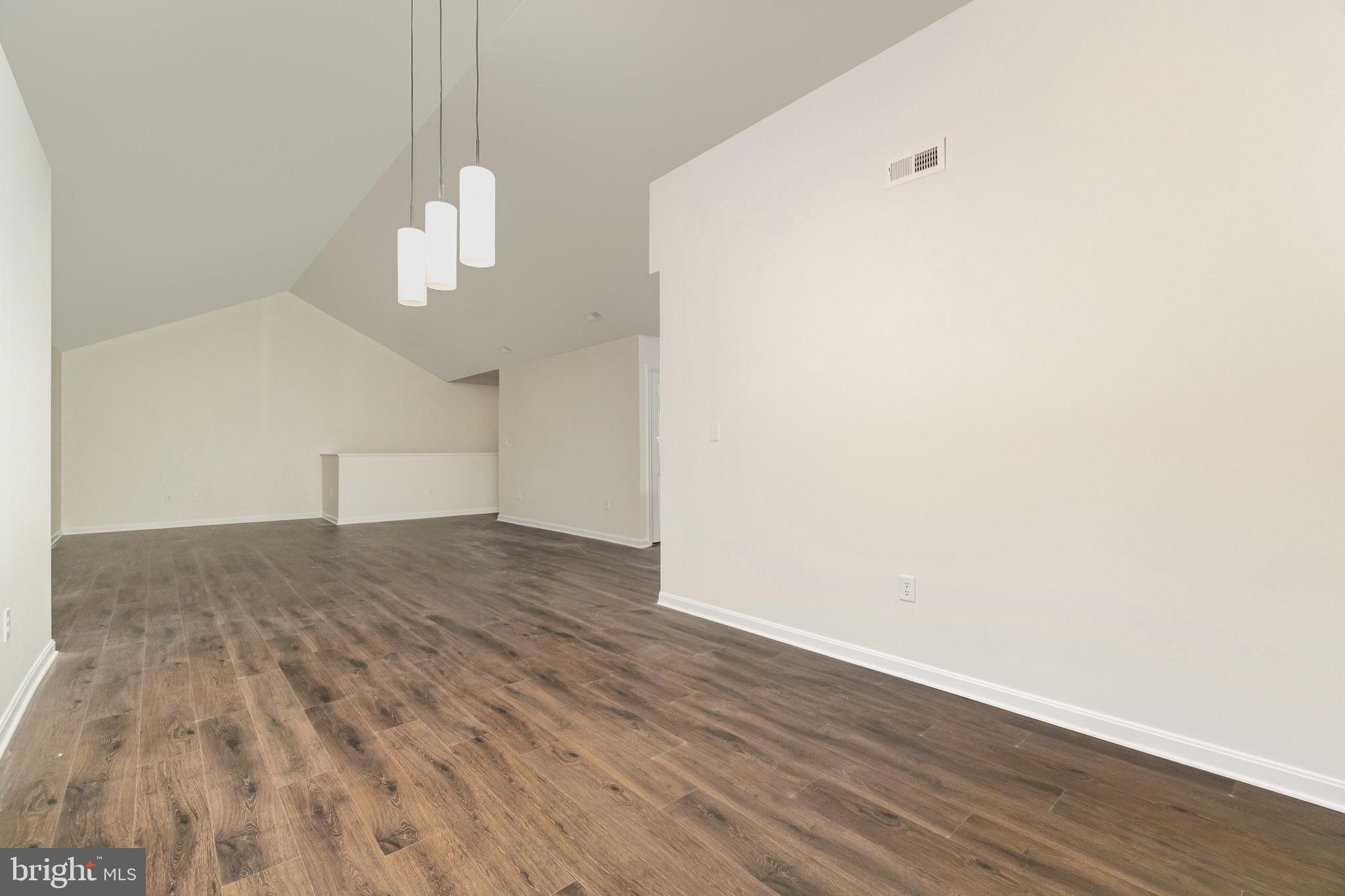 4623 Deer Path Road Harrisburg, PA 17110 - Photo 5 of 29 Gallery Image 5
