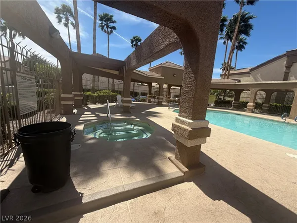 $1,475 | 7061 Roscoe Avenue, Unit 201, Las Vegas, NV 89129