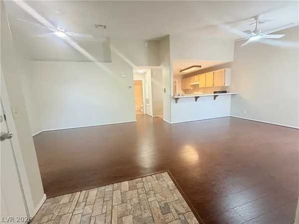 $1,475 | 7061 Roscoe Avenue, Unit 201, Las Vegas, NV 89129