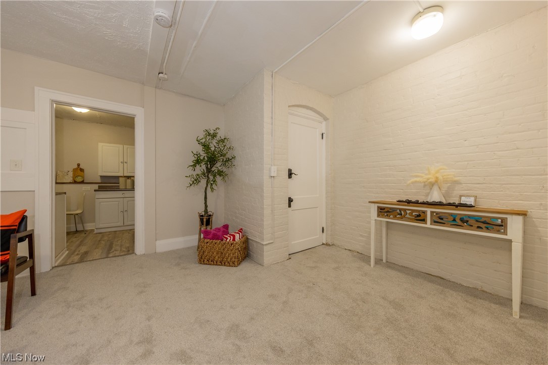 2116 Surrey Road, Unit 5 Cleveland, OH 44106 - Photo 6 of 19 Gallery Image 6