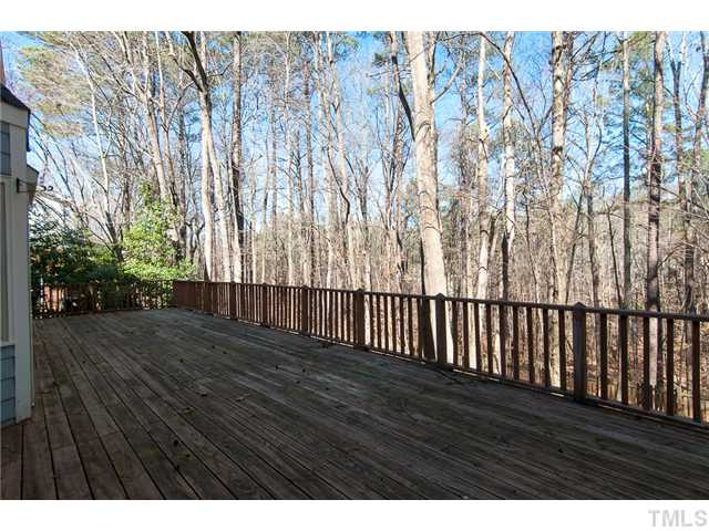 5604 North Hawthorne Way Raleigh, NC 27613 - Photo 20 of 21 Patio/Deck