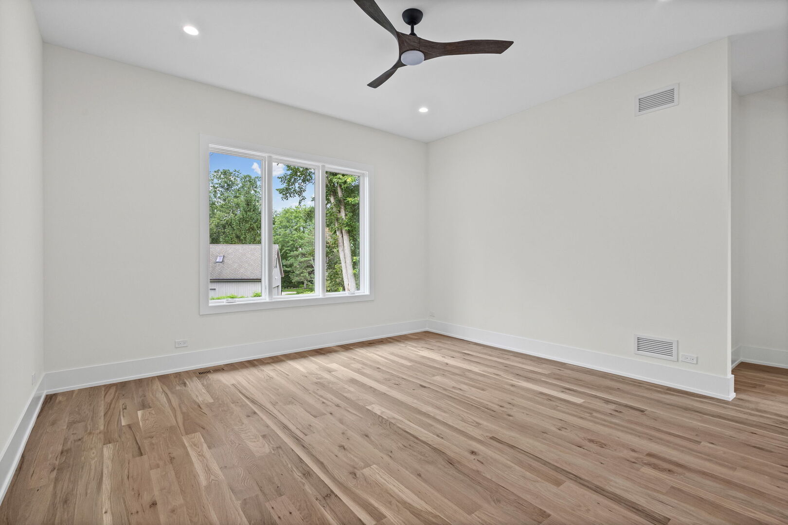 1138 South Ridge Road Lake Forest, IL 60045 - Photo 14 of 43 Gallery Image 14