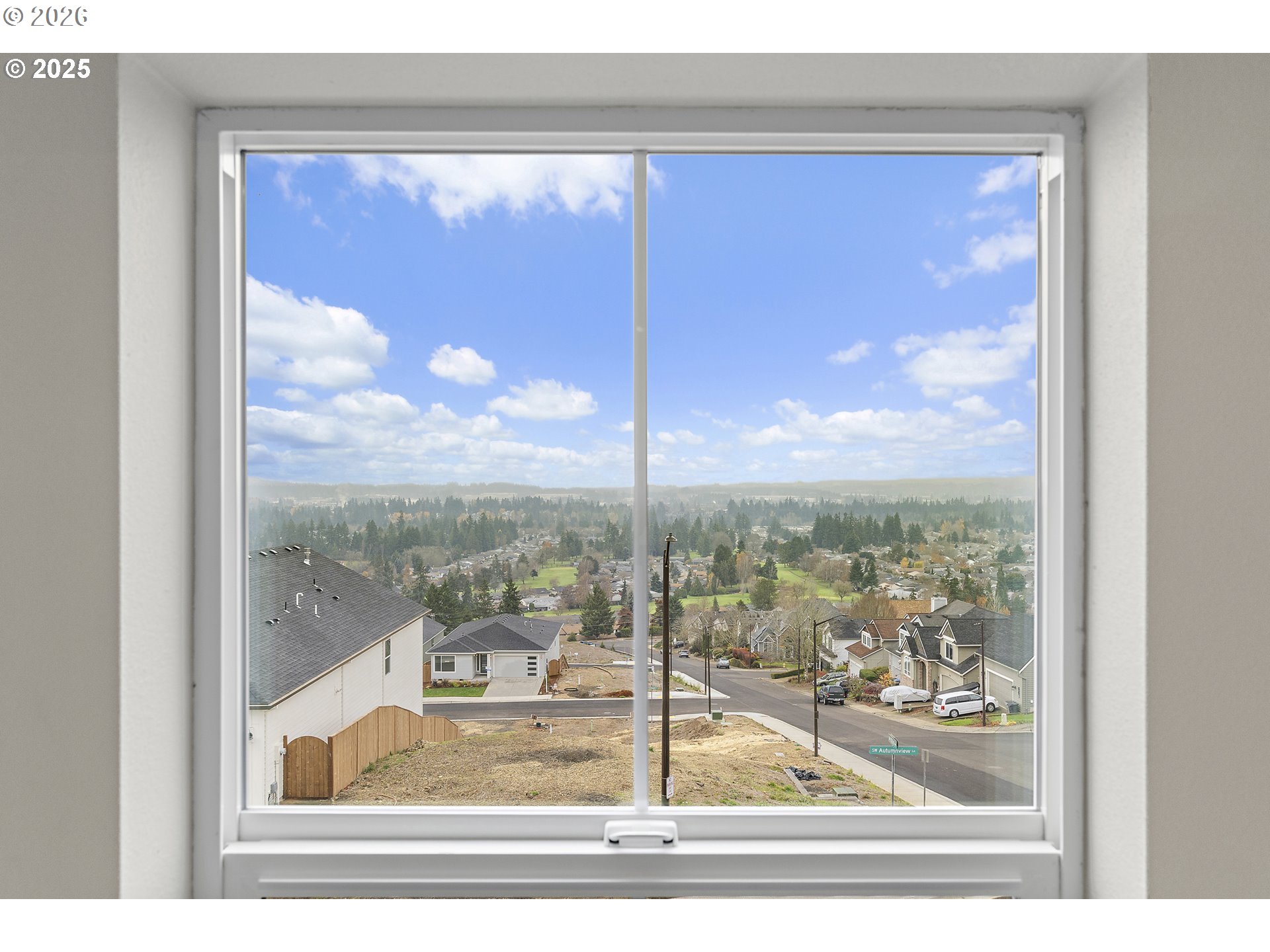 12171 Southwest Autumn View Street Tigard, OR 97224 - Photo 12 of 44