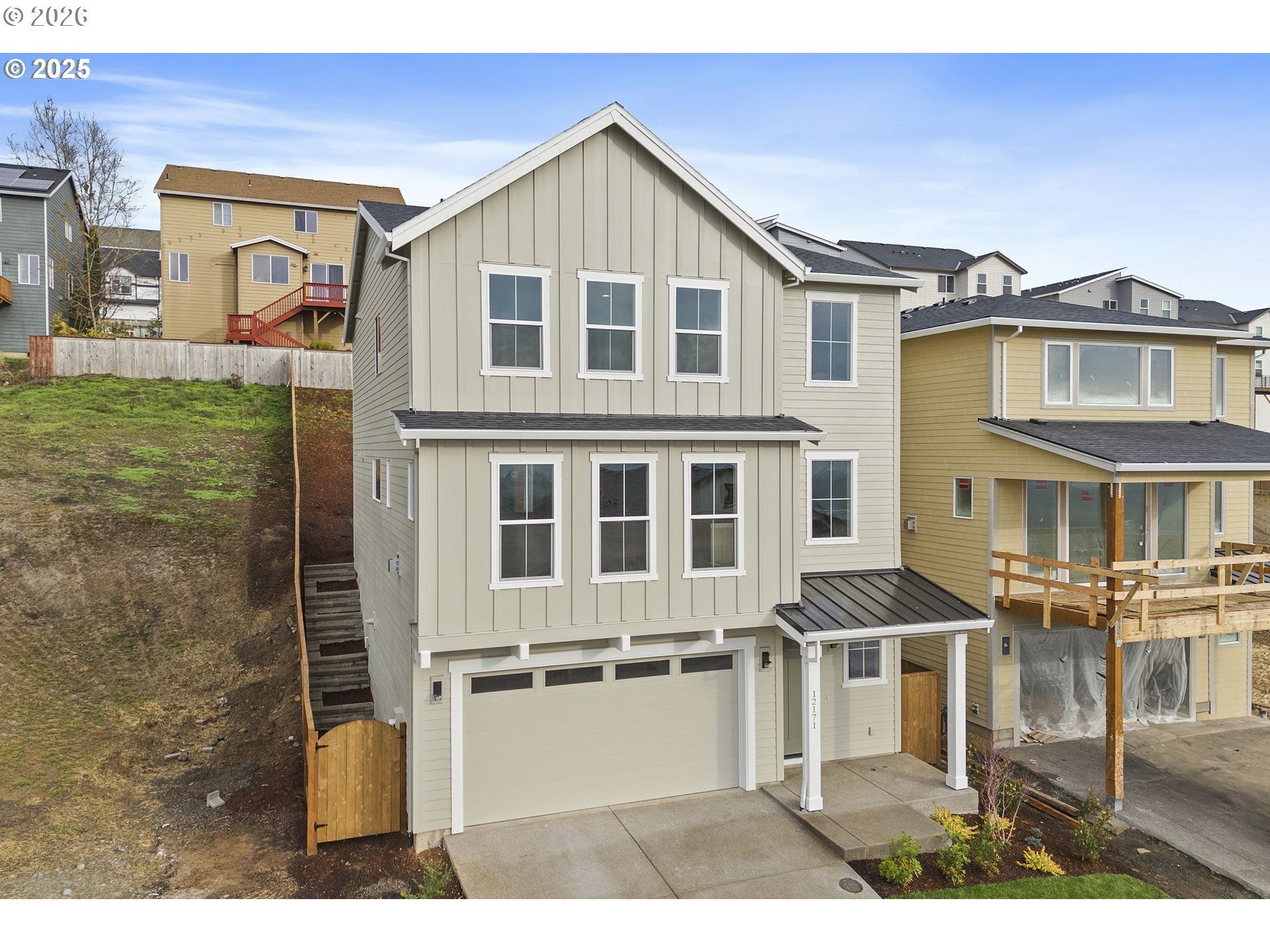 12171 Southwest Autumn View Street Tigard, OR 97224 - Photo 2 of 44