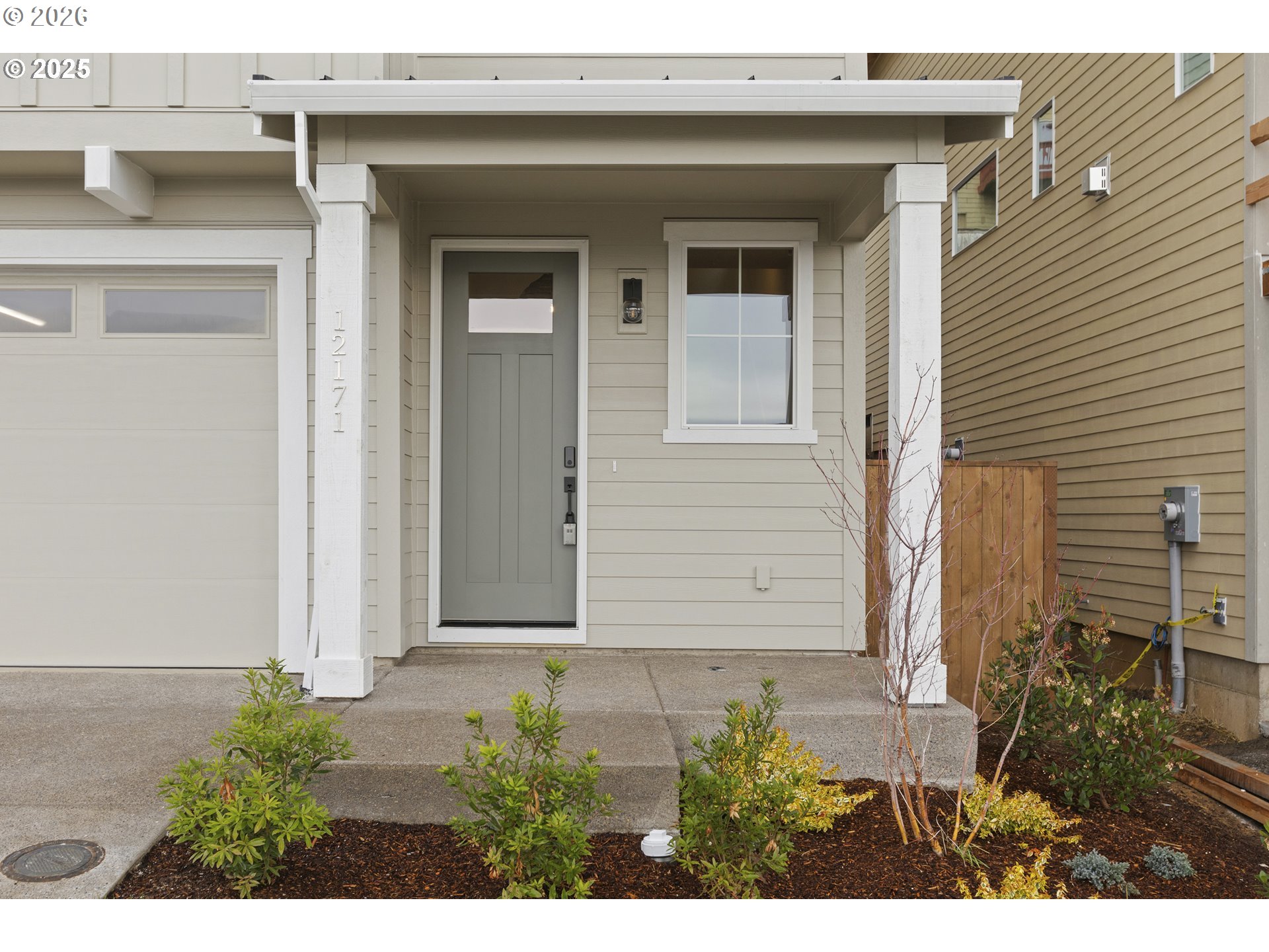 12171 Southwest Autumn View Street Tigard, OR 97224 - Photo 3 of 44