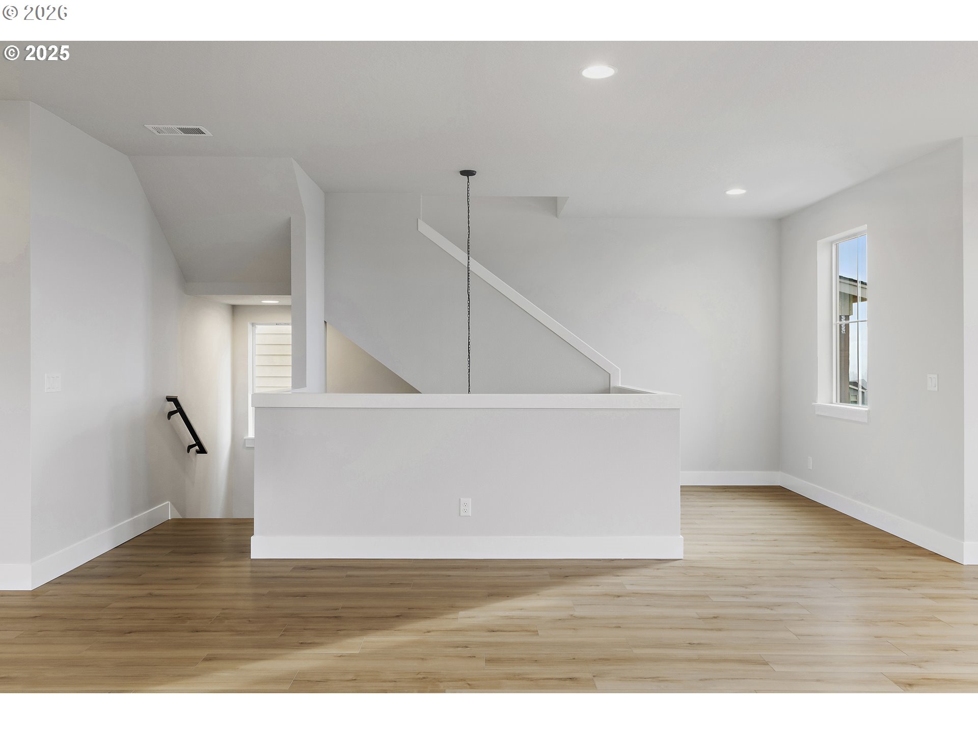 12171 Southwest Autumn View Street Tigard, OR 97224 - Photo 10 of 44