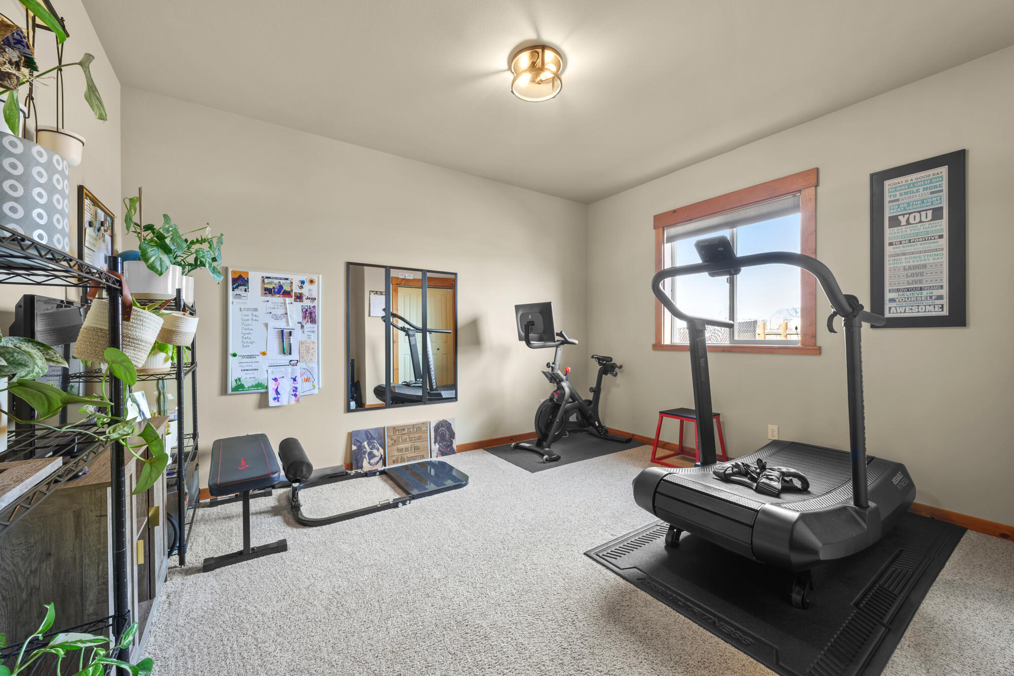 220 Northwest 28th Street Redmond, OR 97756 - Photo 10 of 30