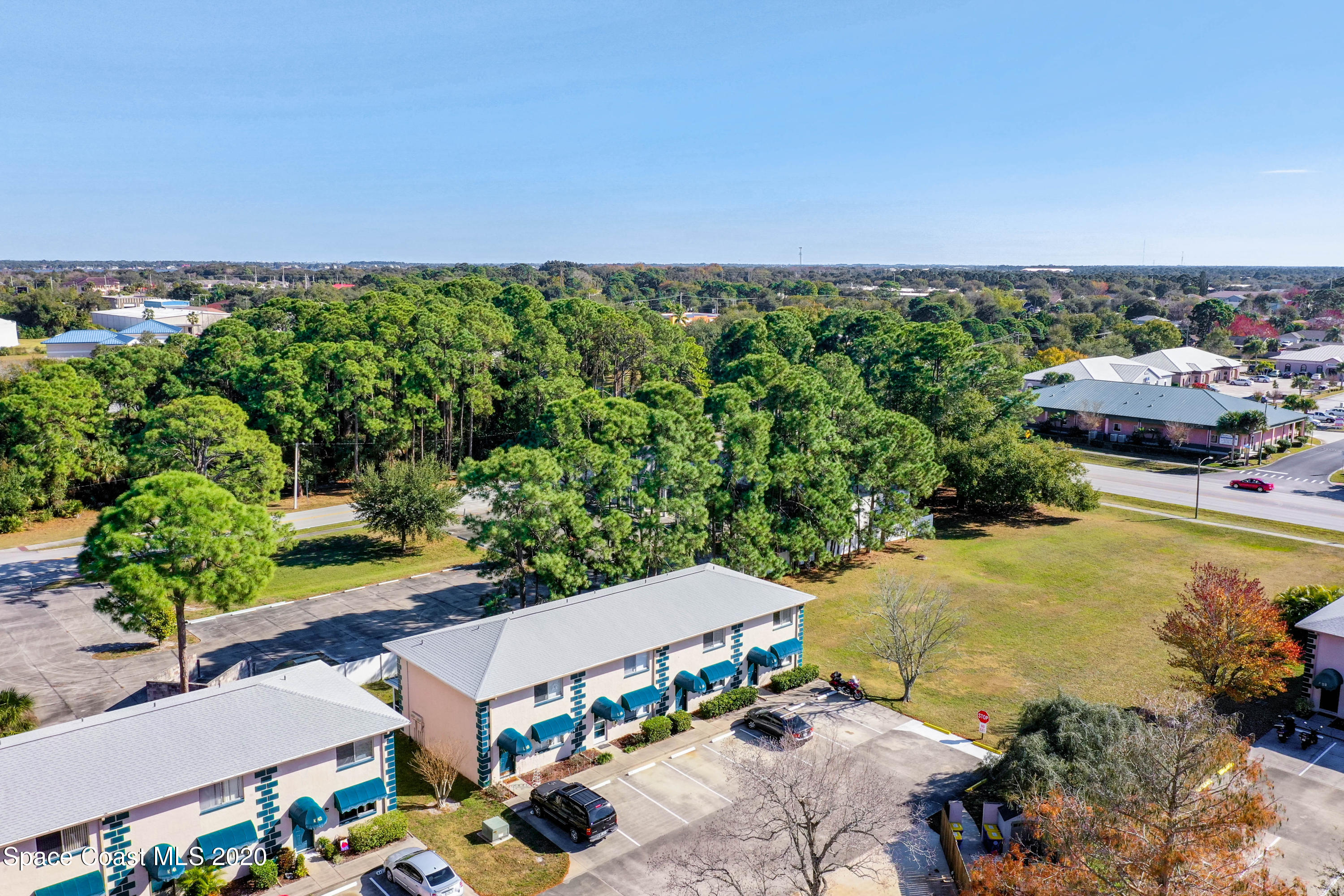 1882 Murrell Road, Unit 44 Rockledge, FL 32955 - Photo 25 of 27 an aerial view of a house with a garden