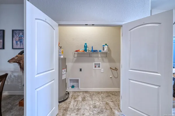 $325,000 | 106 Sutton Place, Uvalde, TX 78801