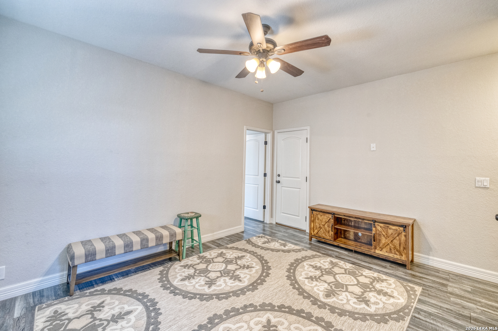 106 Sutton Place Uvalde, TX 78801 - Photo 23 of 38