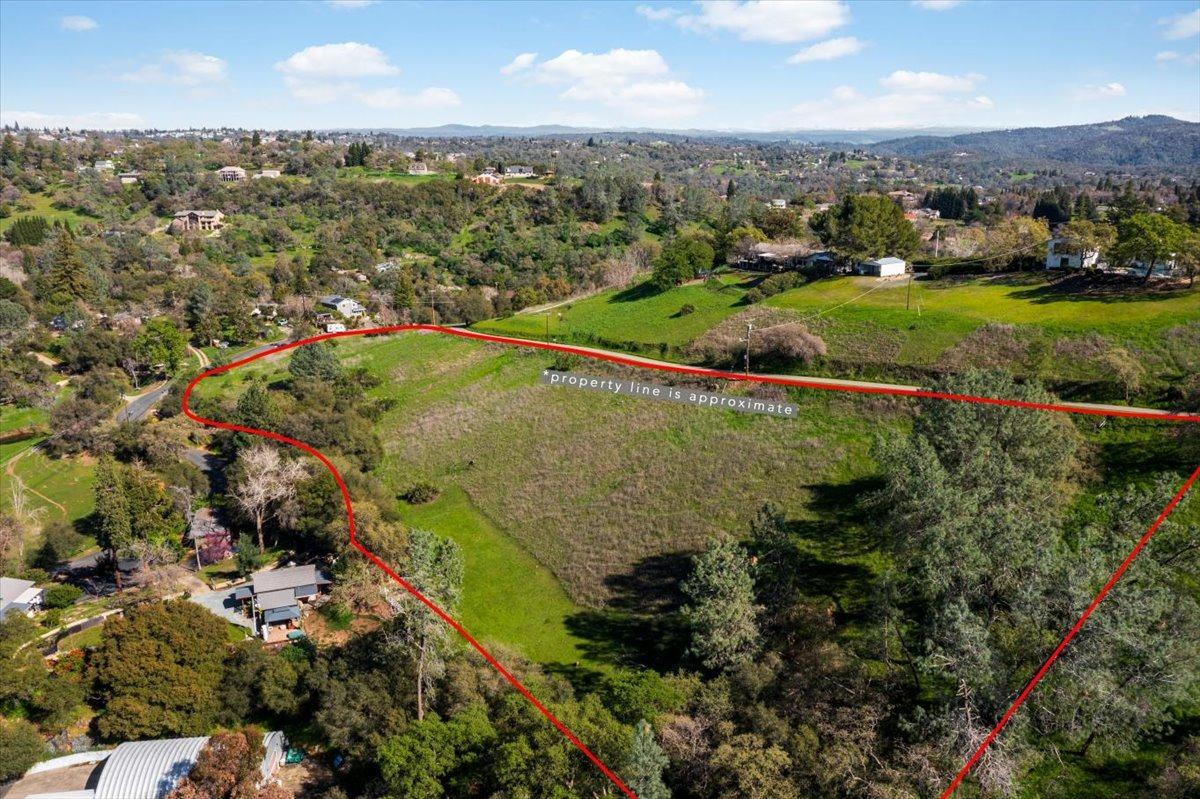 5 Oak Terrace Newcastle, CA 95658 - Photo 2 of 20 an aerial view of a residential houses with outdoor space and trees