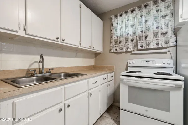$1,630 | 4638 Suffolk Avenue, Jacksonville, FL 32208