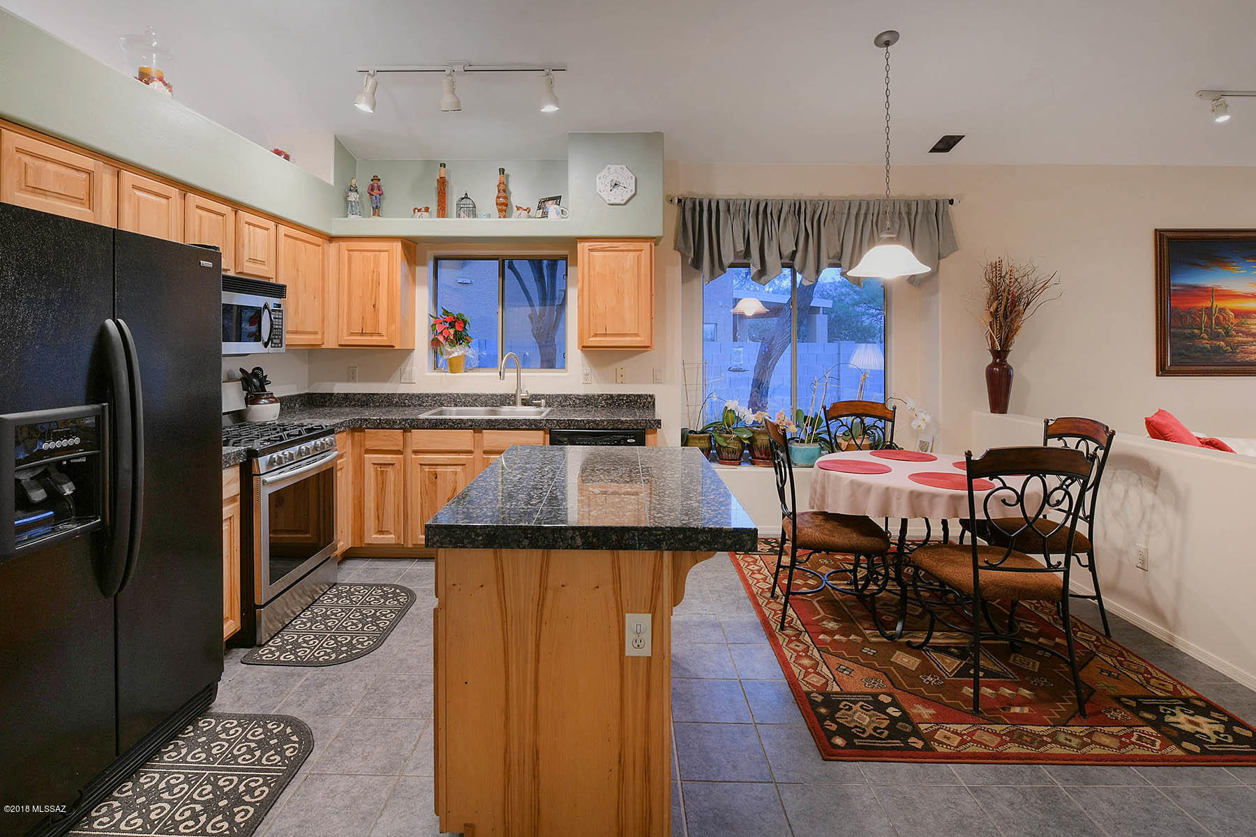 60559 East Blackcrest Loop Tucson, AZ 85739 - Photo 7 of 33