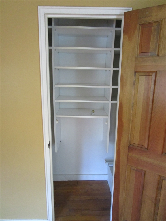 16 Munroe Avenue Reading, MA 01867 - Photo 11 of 42