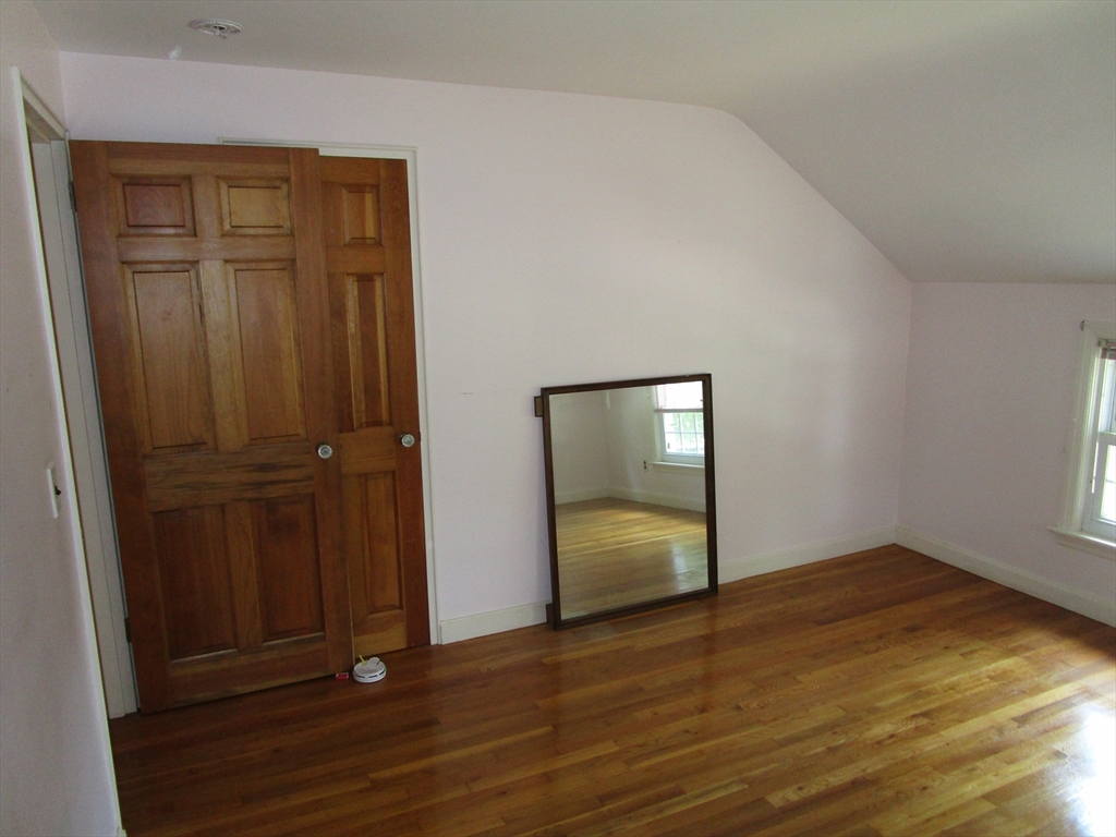 16 Munroe Avenue Reading, MA 01867 - Photo 19 of 42