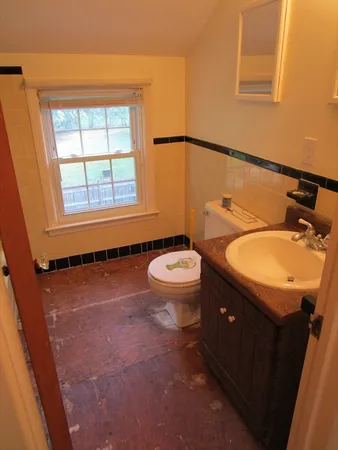 $925,000 | 16 Munroe Avenue, Reading, MA 01867