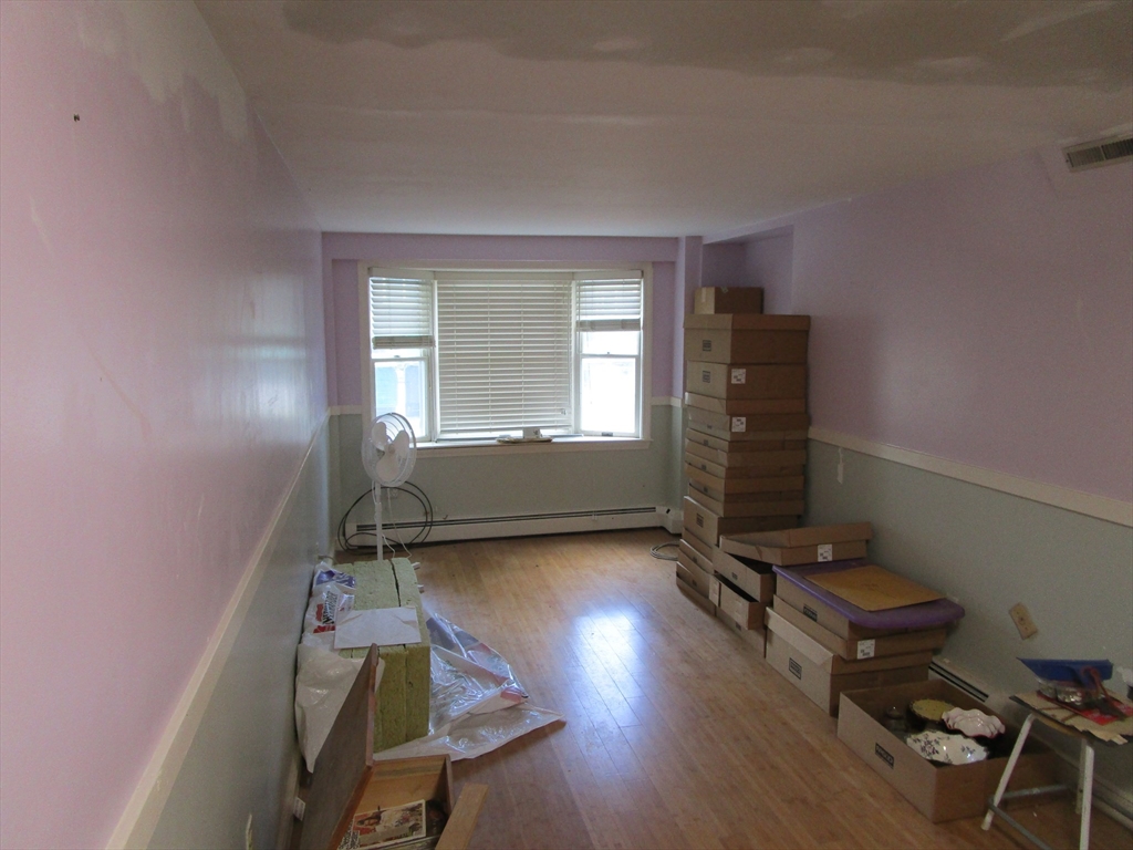 16 Munroe Avenue Reading, MA 01867 - Photo 31 of 42