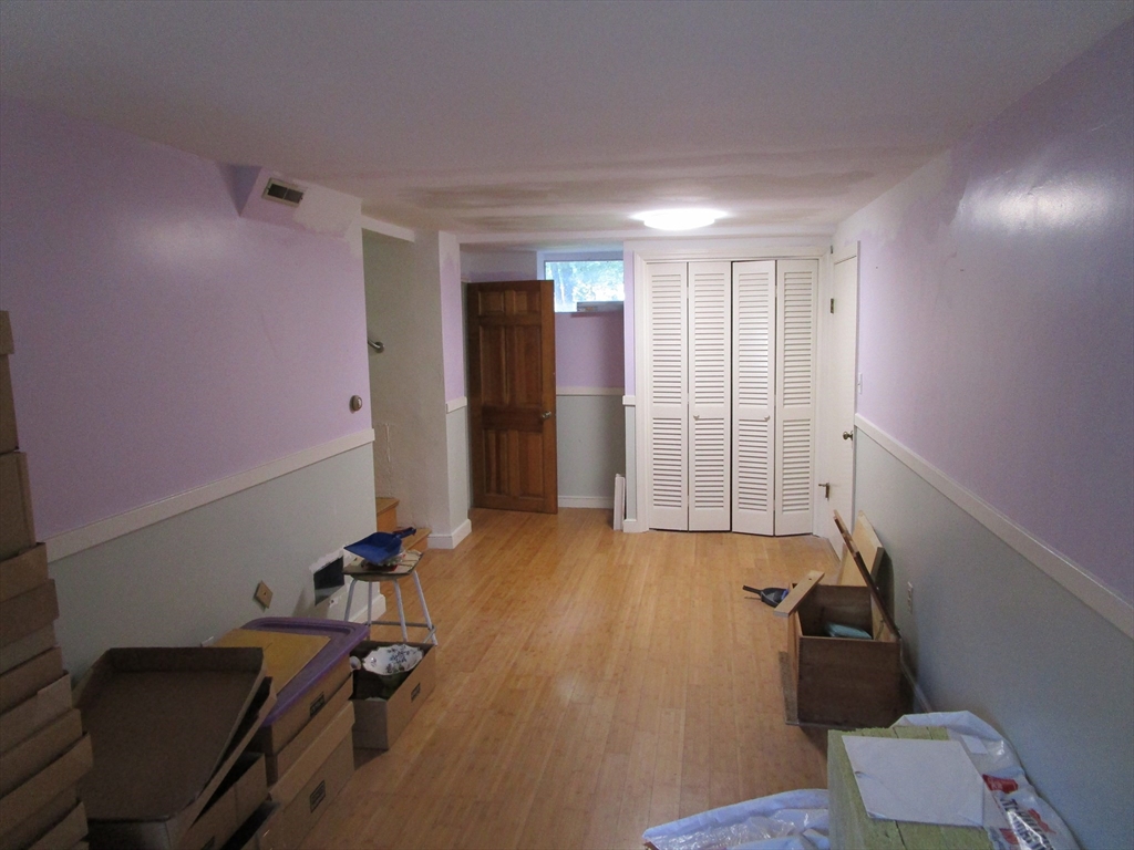 16 Munroe Avenue Reading, MA 01867 - Photo 32 of 42