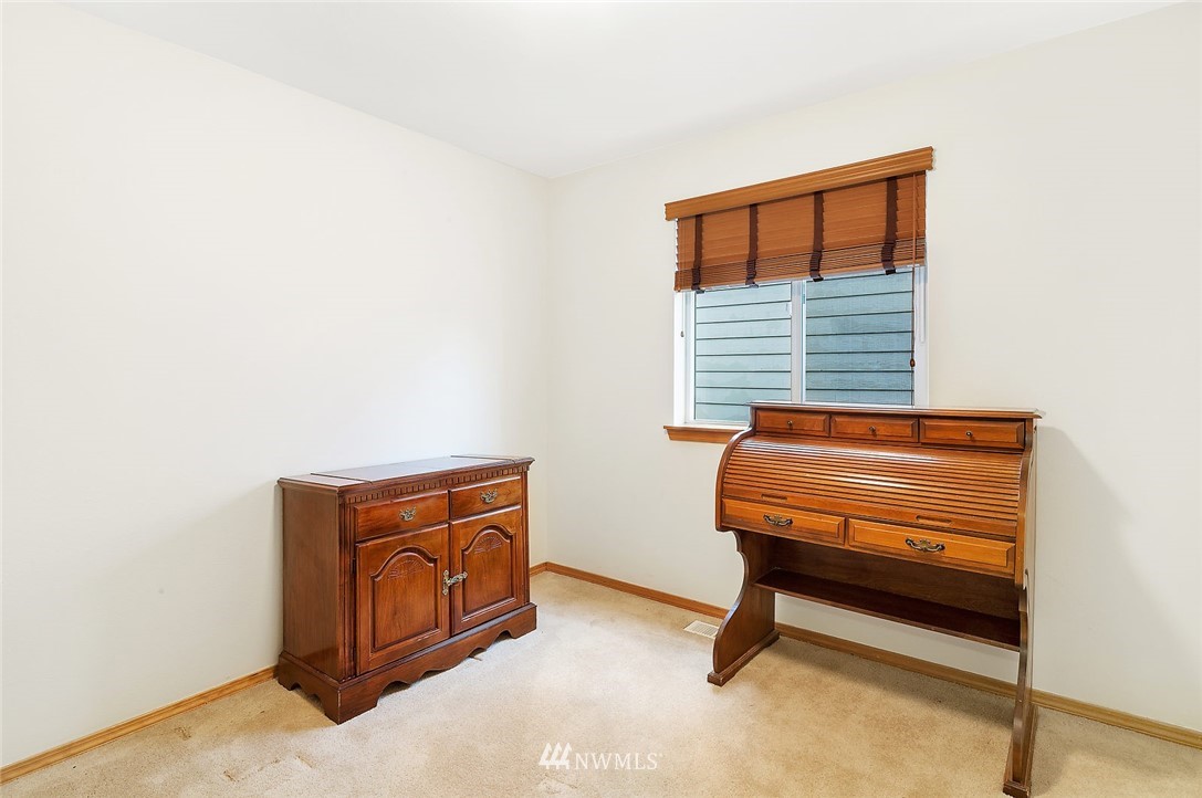 6960 Radius Loop Southeast Lacey, WA 98513 - Photo 10 of 18 Gallery Image 10