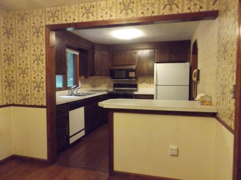 36 Red Gate Road Tyngsborough, MA 01879 - Photo 7 of 28 Gallery Image 7