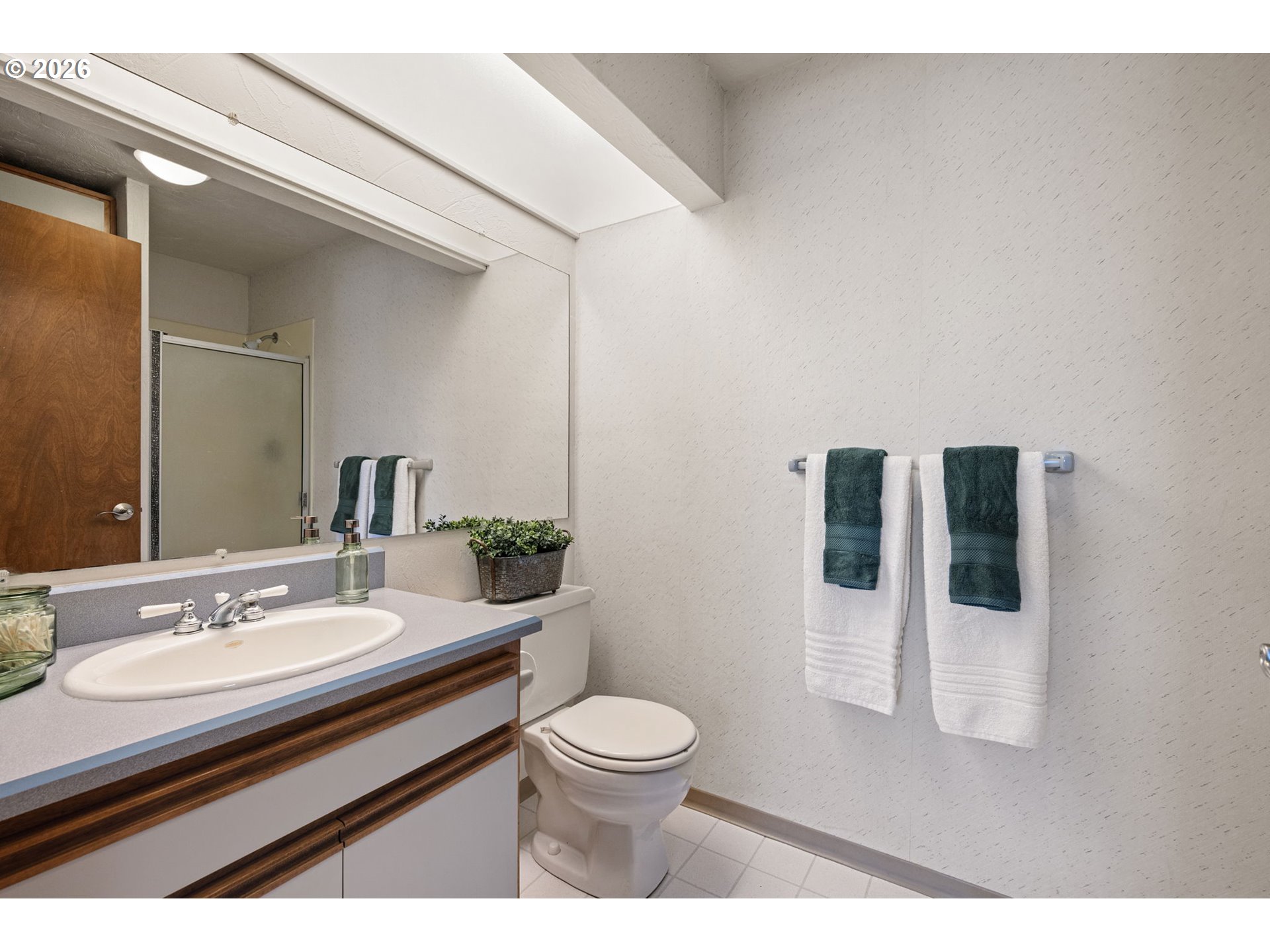 650 Harlow Road, Unit 248 Springfield, OR 97477 - Photo 20 of 35 Bathroom