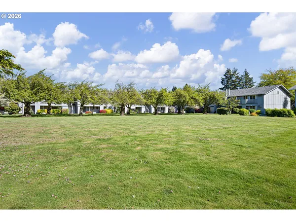 $260,000 | 650 Harlow Road, Unit 248, Springfield, OR 97477
