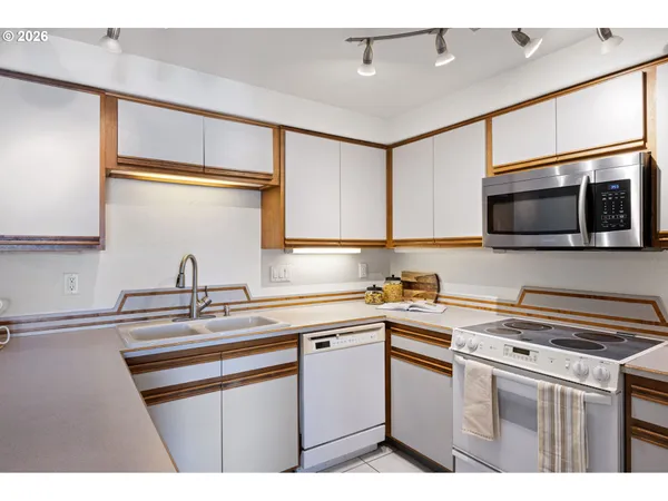 $260,000 | 650 Harlow Road, Unit 248, Springfield, OR 97477