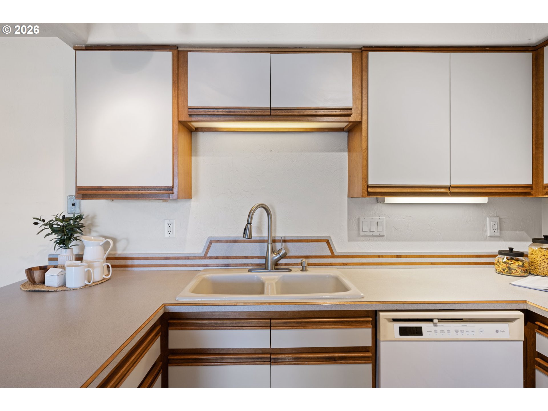 650 Harlow Road, Unit 248 Springfield, OR 97477 - Photo 10 of 35
