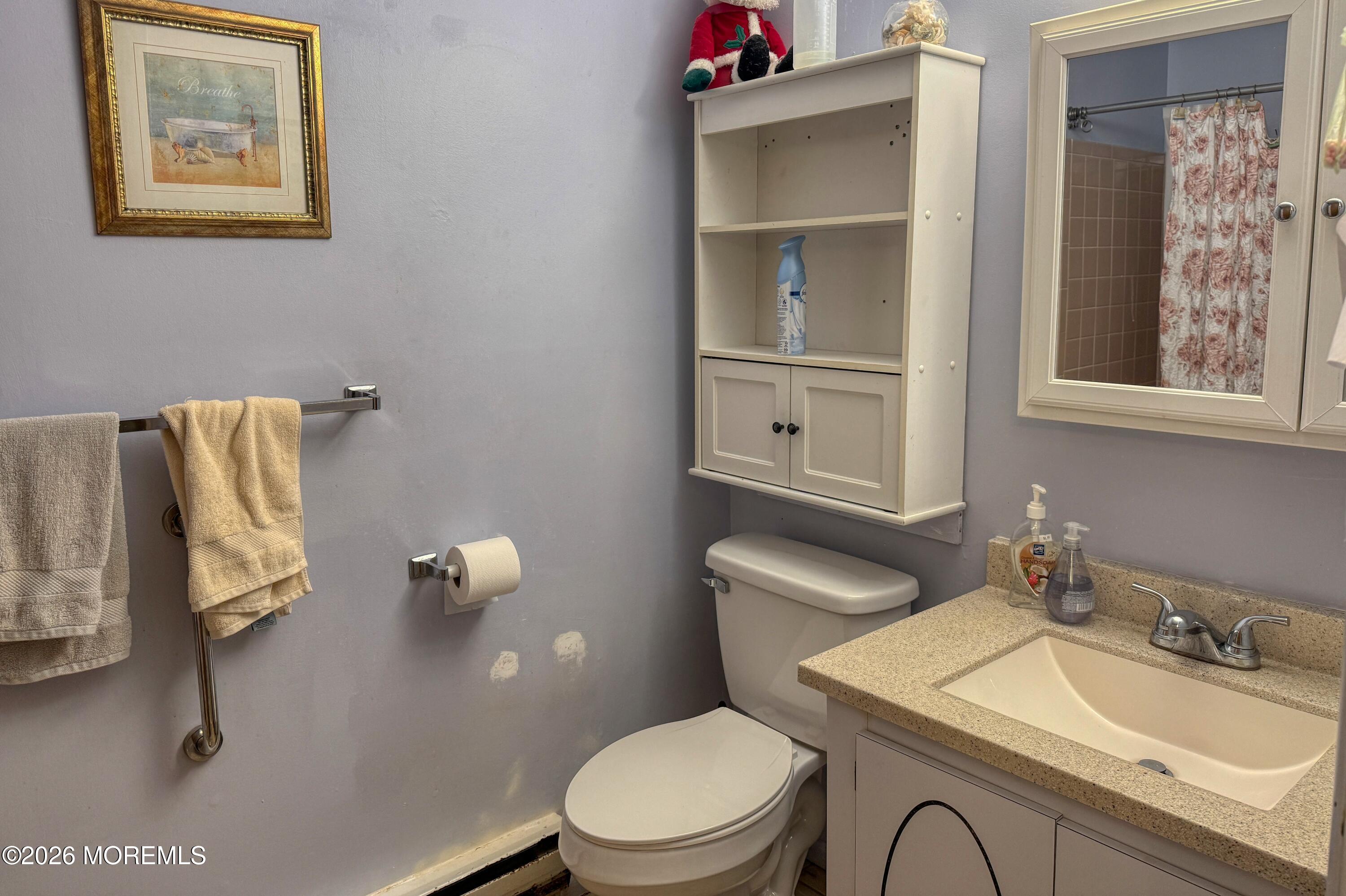 8 Lexington Drive, Unit B Whiting, NJ 08759 - Photo 4 of 8 Full Bath