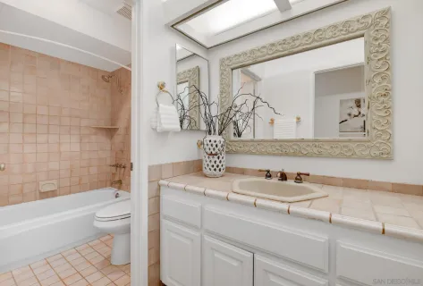 $1,350,000 | 3408 Viewpoint Way, Oceanside, CA 92056