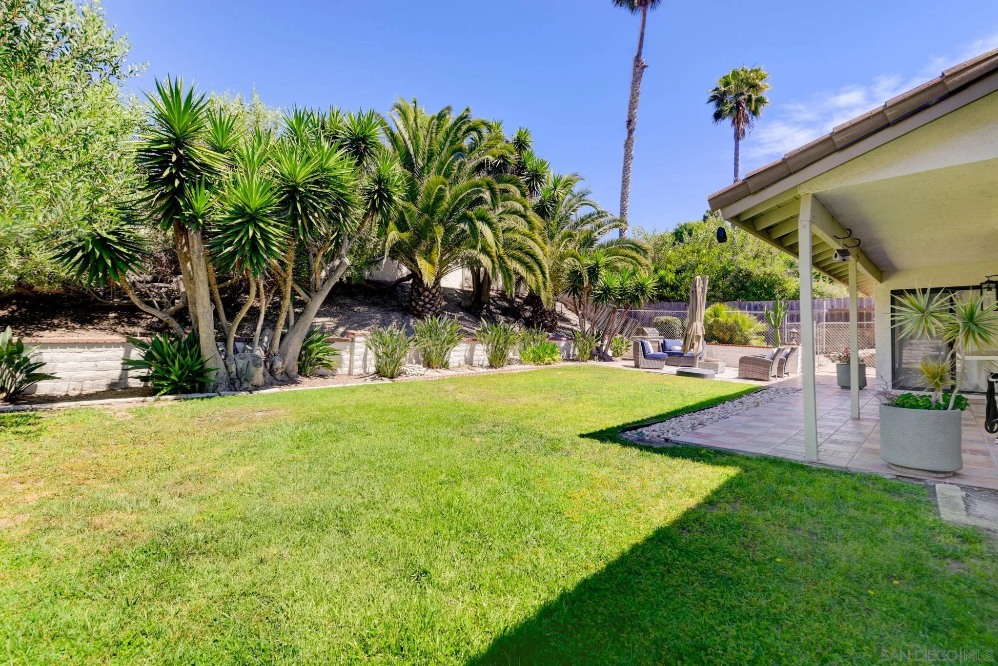 3408 Viewpoint Way Oceanside, CA 92056 - Photo 21 of 23