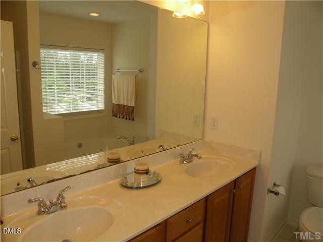 107 Baccalaureate Boulevard Durham, NC 27713 - Photo 17 of 25 17-1798822_D01_430