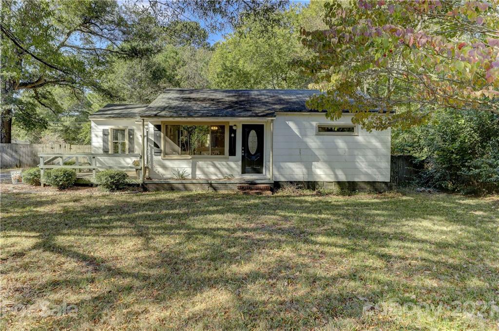 1405 Longview Road Rock Hill, SC 29732 - Photo 1 of 25 Gallery Image 1