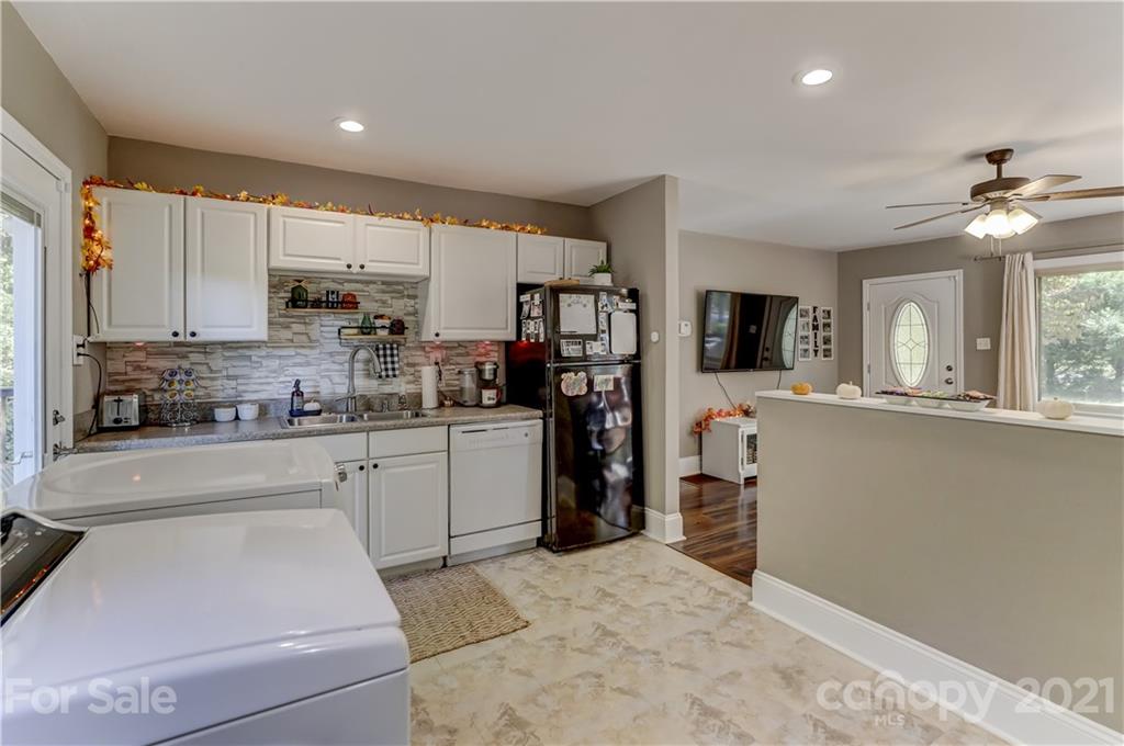 1405 Longview Road Rock Hill, SC 29732 - Photo 9 of 25 Gallery Image 9