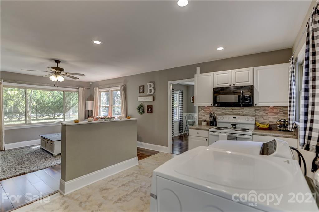 1405 Longview Road Rock Hill, SC 29732 - Photo 10 of 25 Gallery Image 10