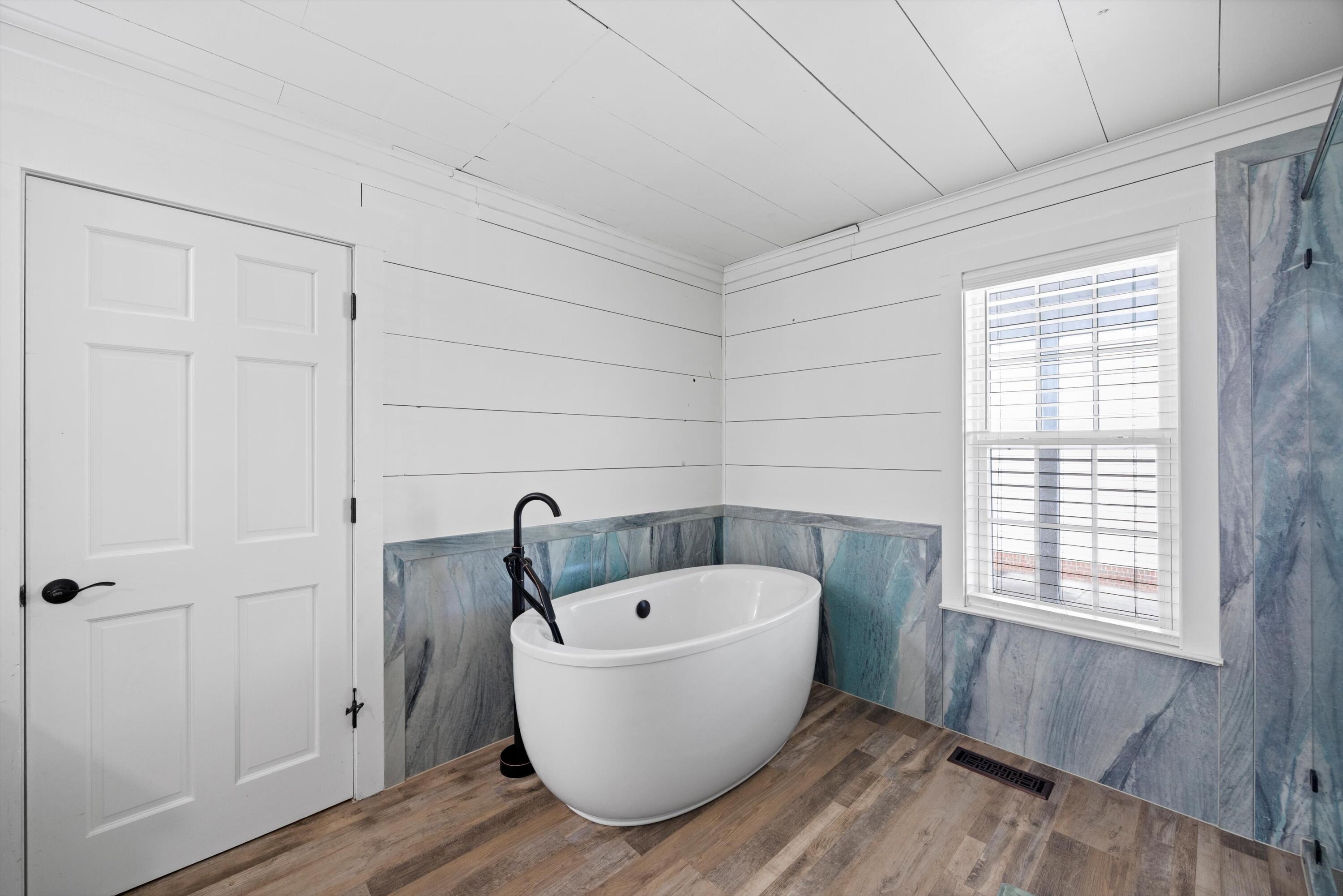 1597 Beaverdale Road Northeast Dalton, GA 30721 - Photo 23 of 52 23-090A8794