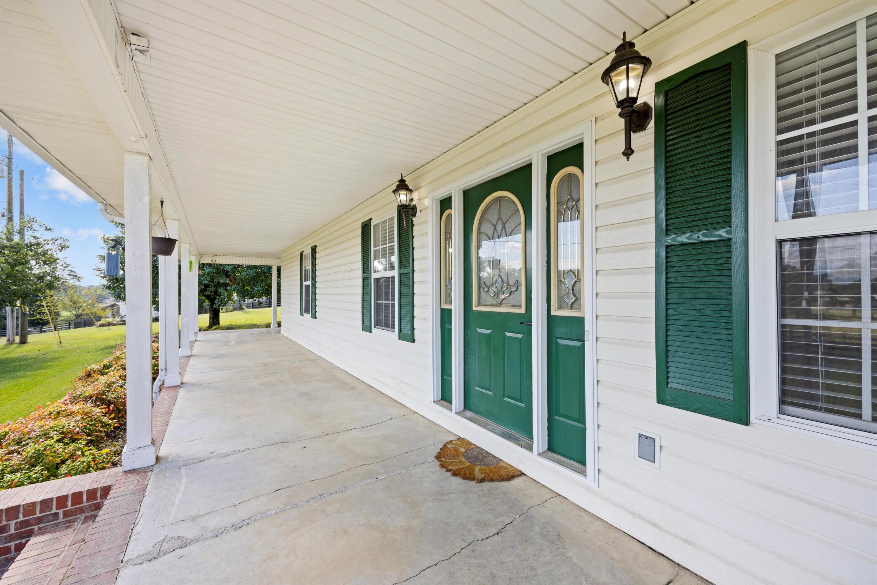 1597 Beaverdale Road Northeast Dalton, GA 30721 - Photo 8 of 52 08-090A8894