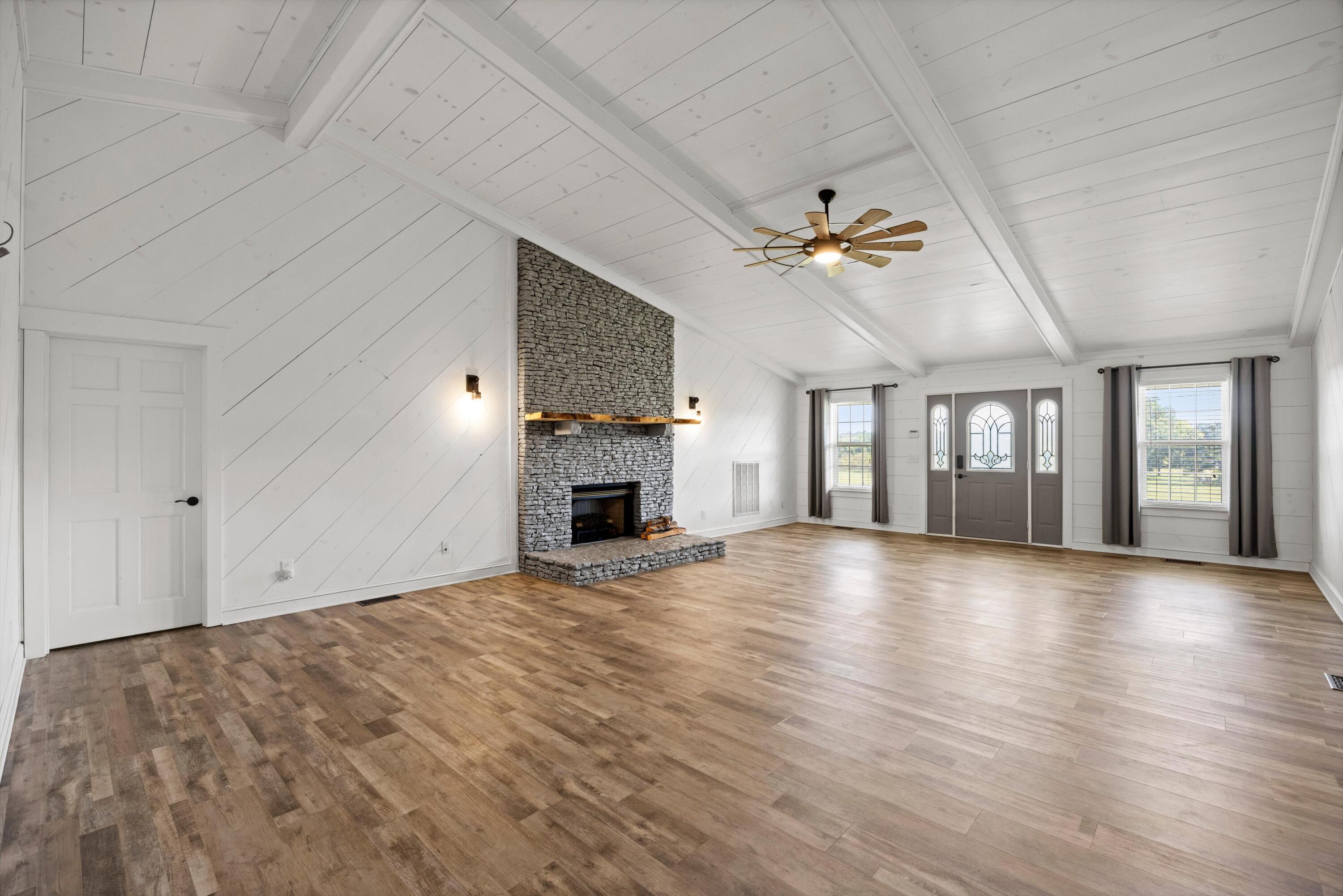 1597 Beaverdale Road Northeast Dalton, GA 30721 - Photo 9 of 52 09-090A8719