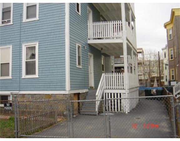 88 Sumner Street Boston, MA 02125 - Photo 3 of 8