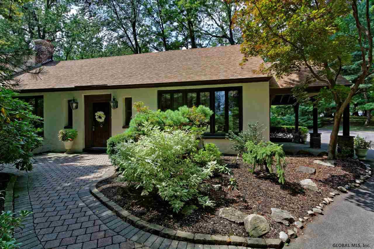 392 Loudon Road Colonie, NY 12211 - Photo 2 of 25 Photo 2