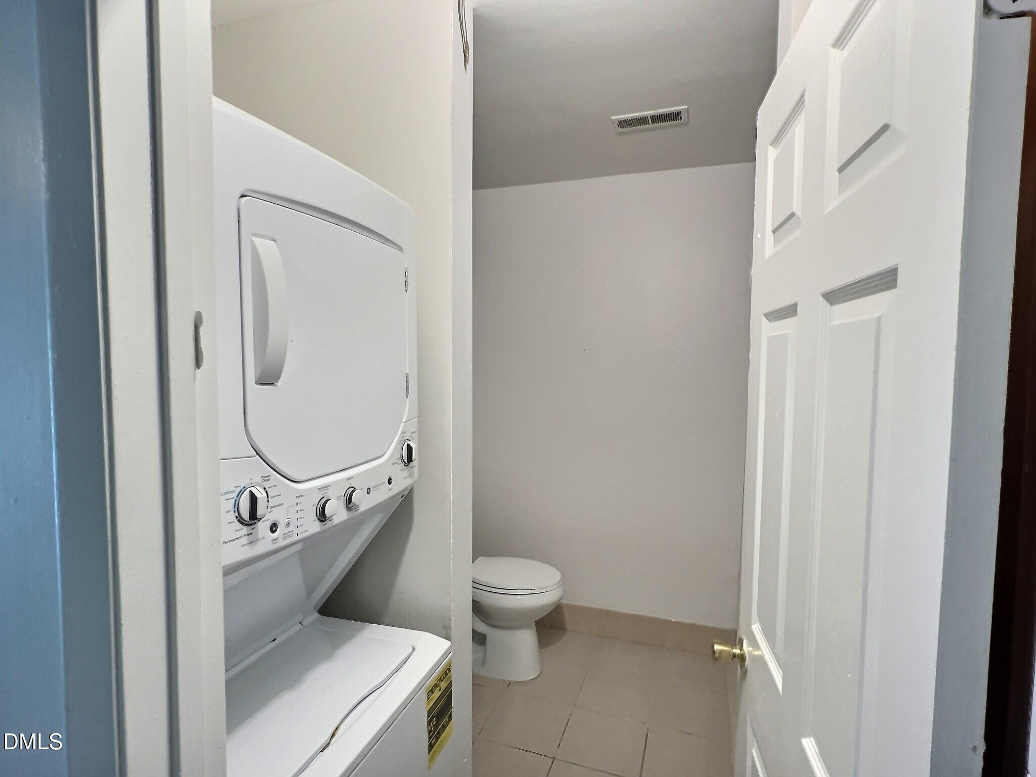 3081 Huntleigh Drive Raleigh, NC 27604 - Photo 8 of 15 exposio_130866527
