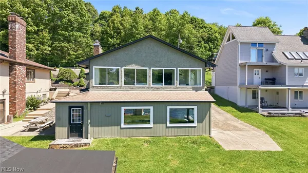 $594,900 | 47277 Tomahawk Drive, Negley, OH 44441