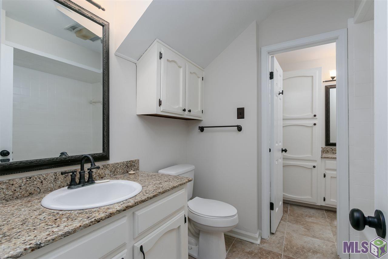 9007 Highland Road, Unit 11 Baton Rouge, LA 70810 - Photo 6 of 21