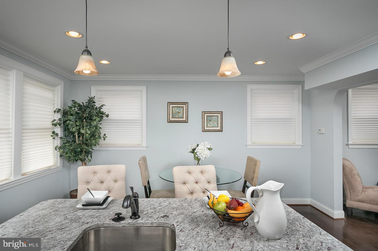 213 Ridge Avenue Baltimore, MD 21286 - Photo 13 of 29 Dining Room