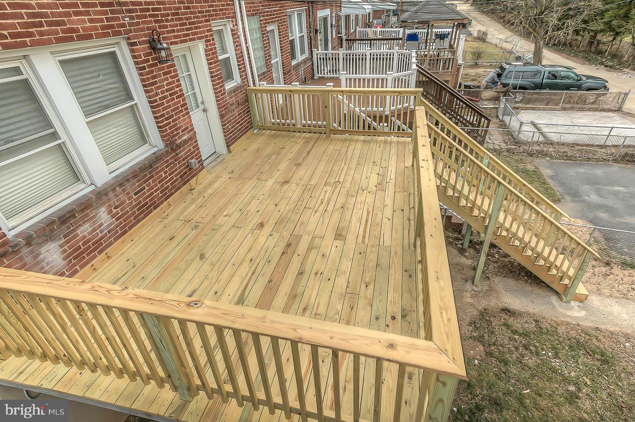 213 Ridge Avenue Baltimore, MD 21286 - Photo 25 of 29 Exterior (Rear)