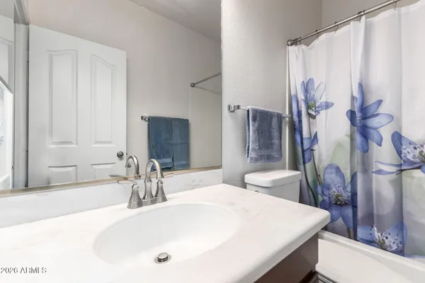 $589,900 | 446 West Mendoza Circle, Mesa, AZ 85210