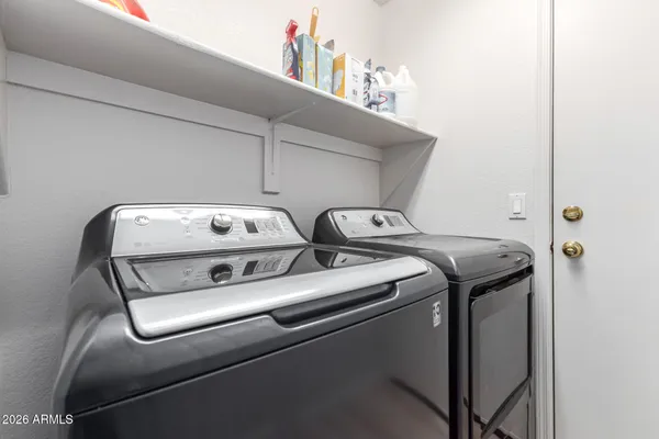 $589,900 | 446 West Mendoza Circle, Mesa, AZ 85210