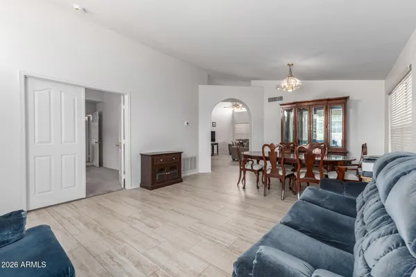 $589,900 | 446 West Mendoza Circle, Mesa, AZ 85210